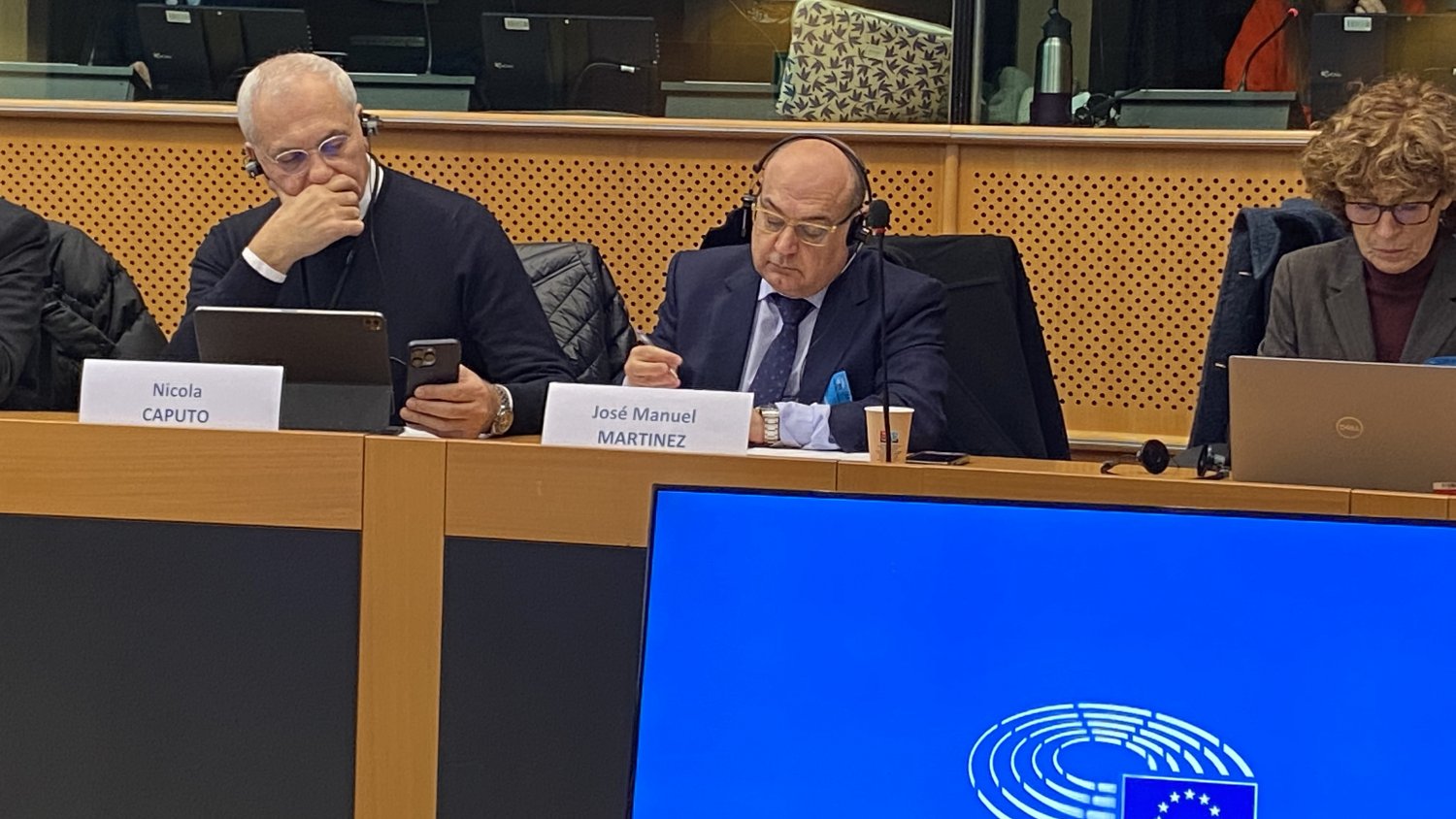 La Junta de Andalucía lleva a Bruselas sus peticiones sobre la pesca y el marisqueo