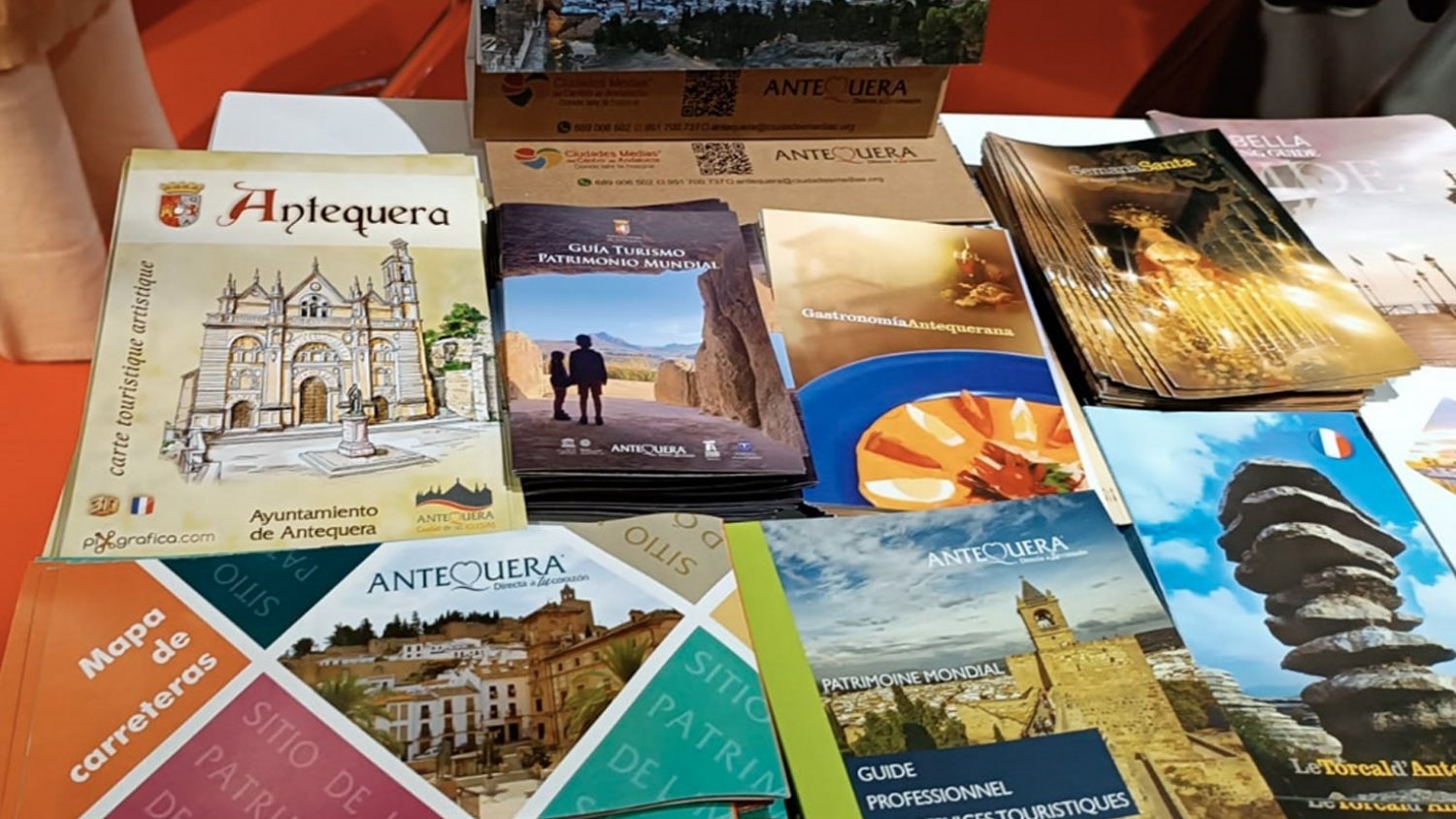 Antequera se promociona como destino turístico único en las ferias de Lille y Dublín