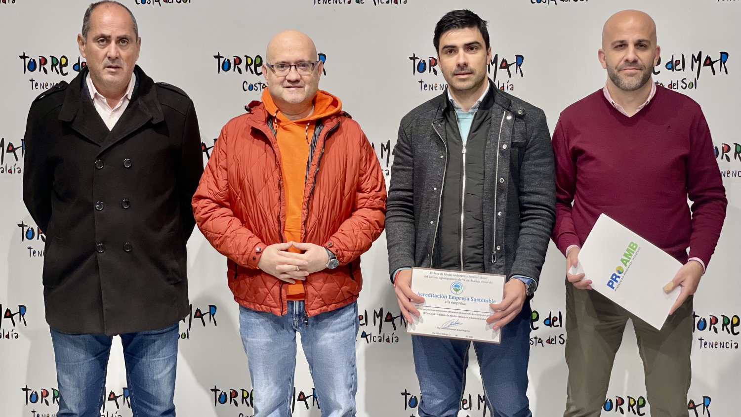 Vélez-Málaga comienza a renovar los certificados medioambientales otorgados a empresas