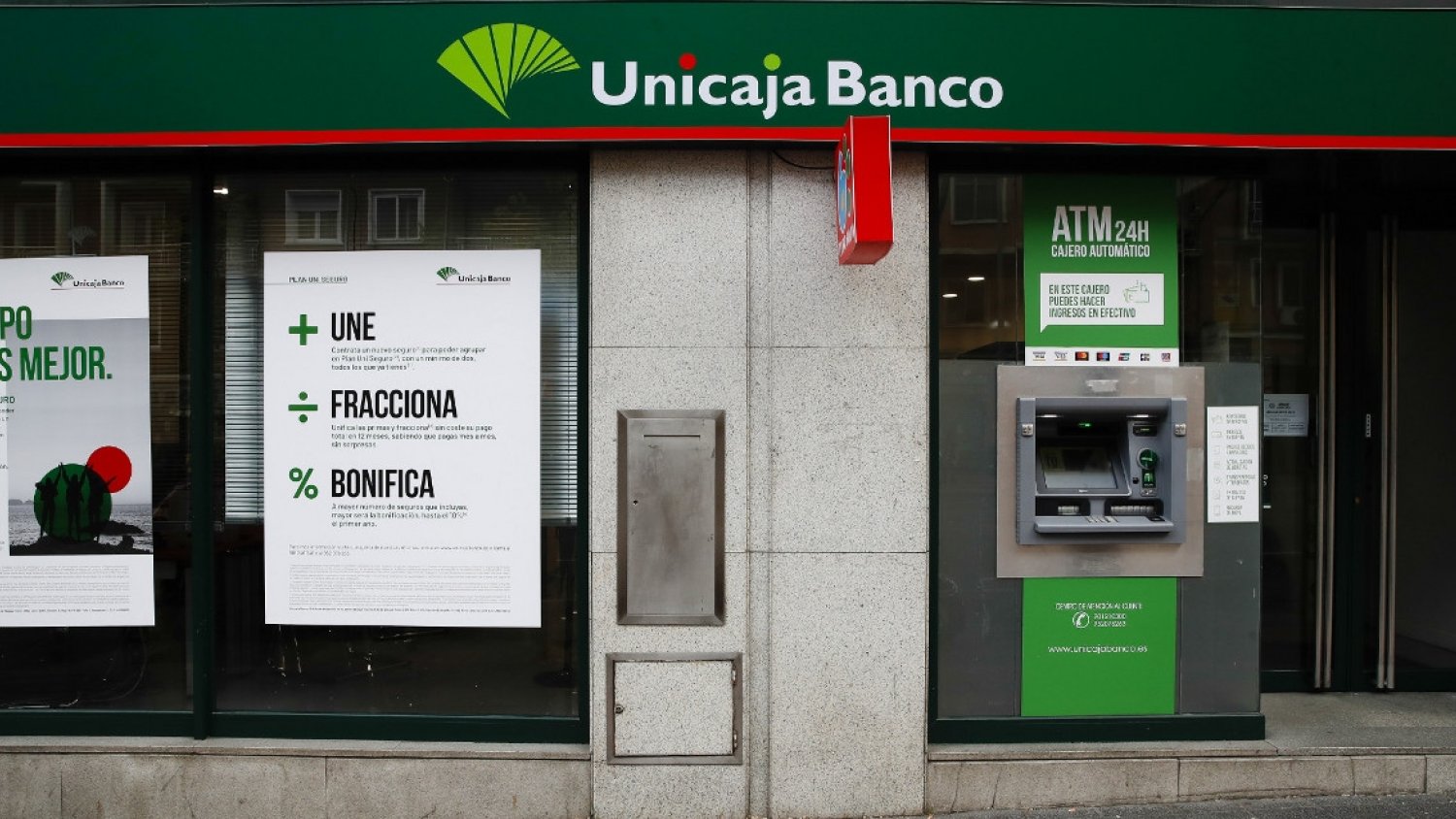 Unicaja Banco gana 260 millones en el ejercicio de 2022,  un 89% más