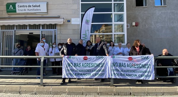 Una paciente reincidente amenaza a dos médicos  del centro de salud de Cruz del Humilladero