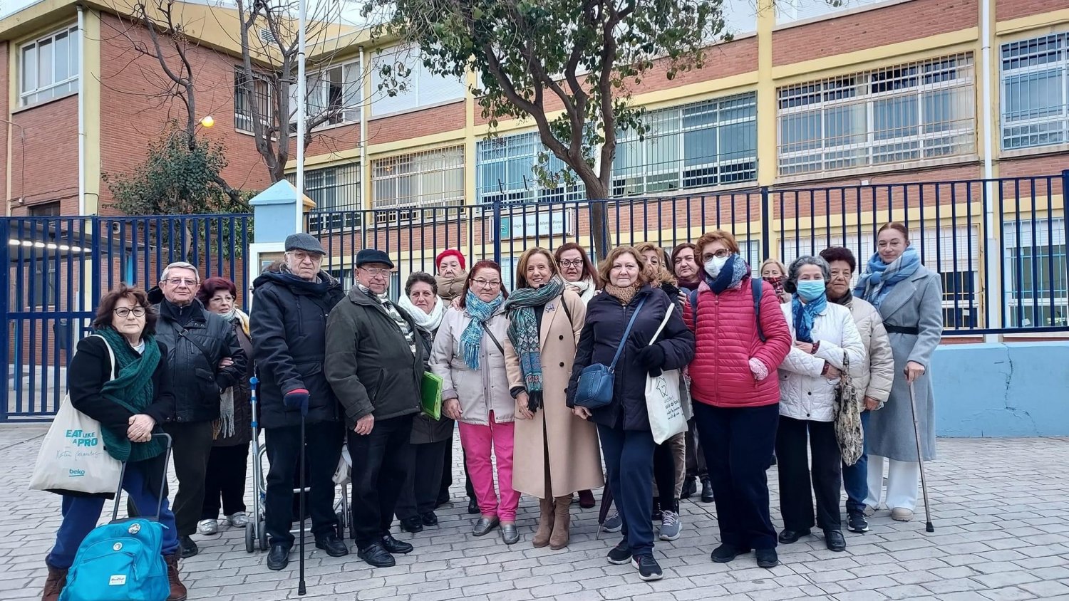 El PSOE denuncia el abandono municipal a 150 mayores del Centro de Adultos de San Andrés