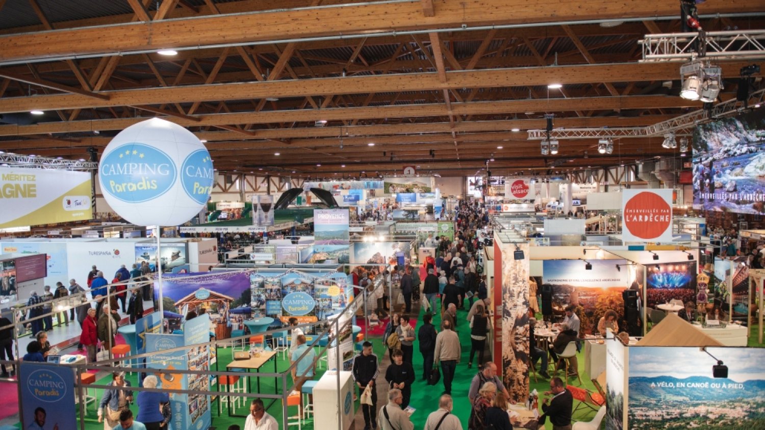 Andalucía presenta su oferta en el Salon des Vacances para captar viajeros del mercado belga