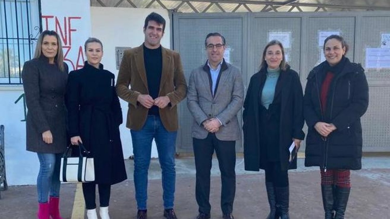 El delegado territorial de Desarrollo Educativo visita el CEIP Los Almendros de Guaro