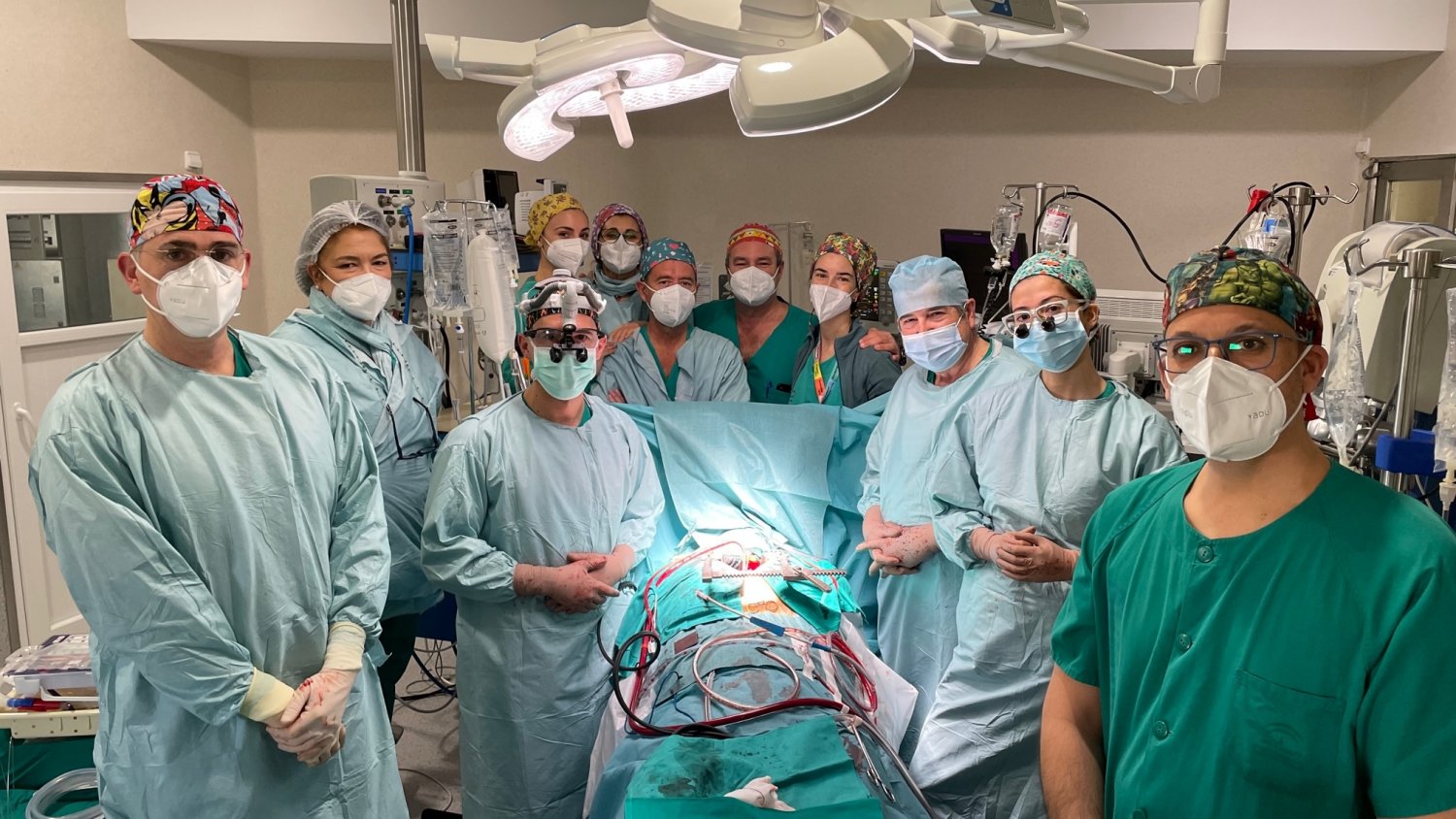 Profesionales del Hospital Regional realizan la cirugía extracorpórea número 10.000