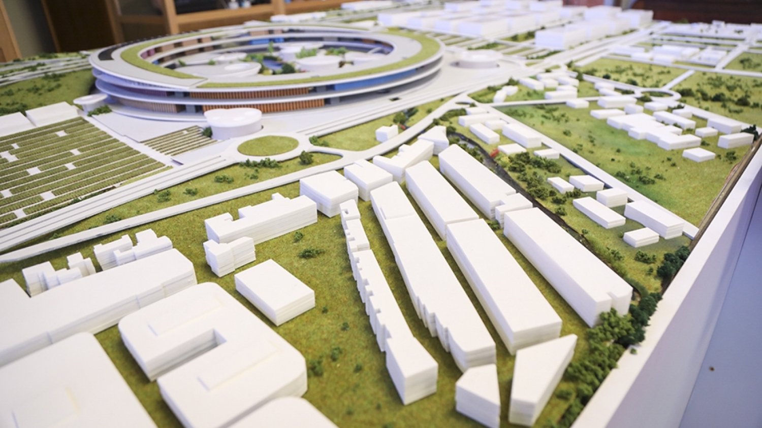 La Junta agilizará el desarrollo de la Expo 27 de Málaga con la declaración de interés autonómico