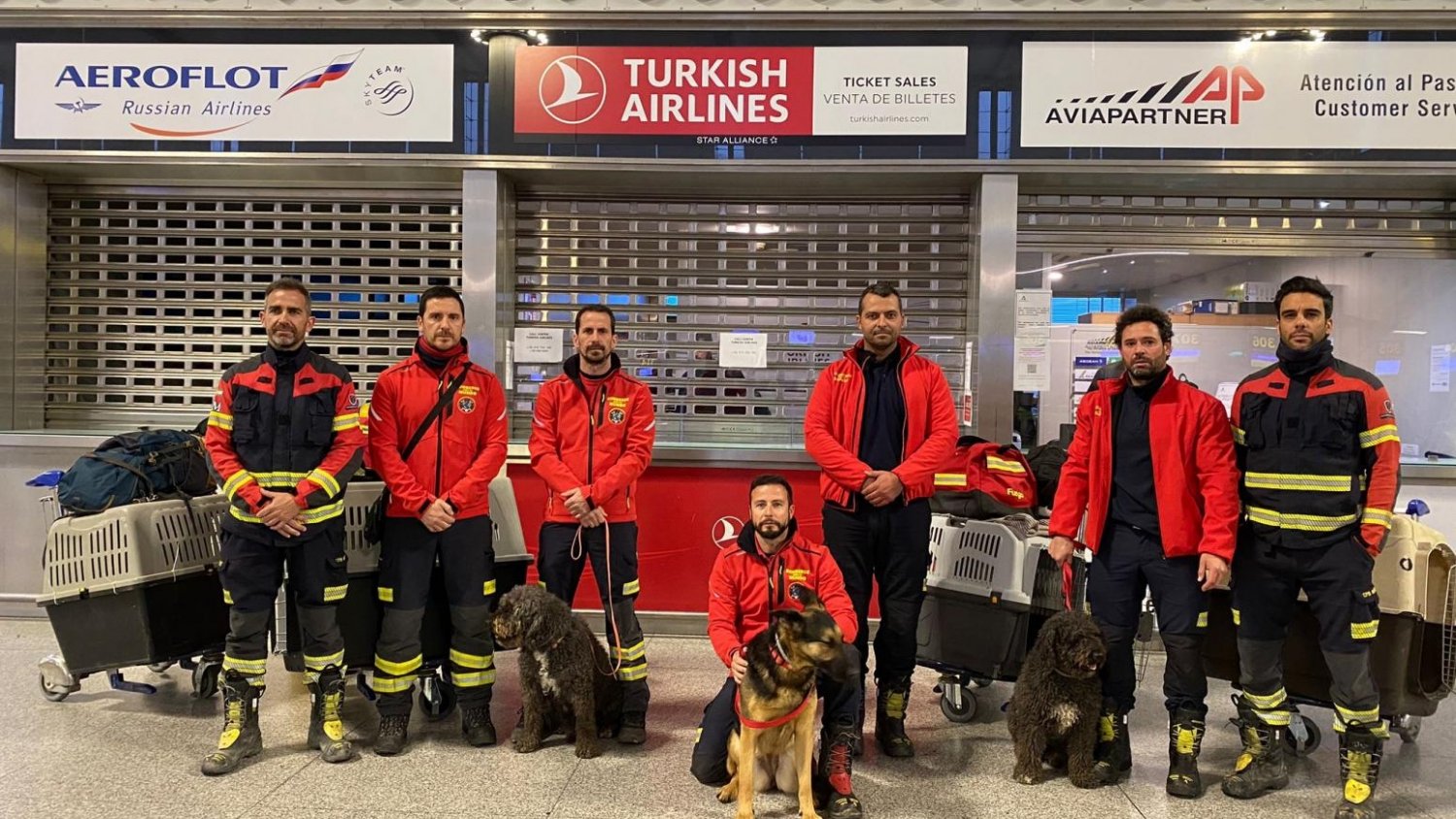 Dos nuevos contingentes de bomberos del CPB salen hacia Turquía para ayudar en la zona del terremoto
