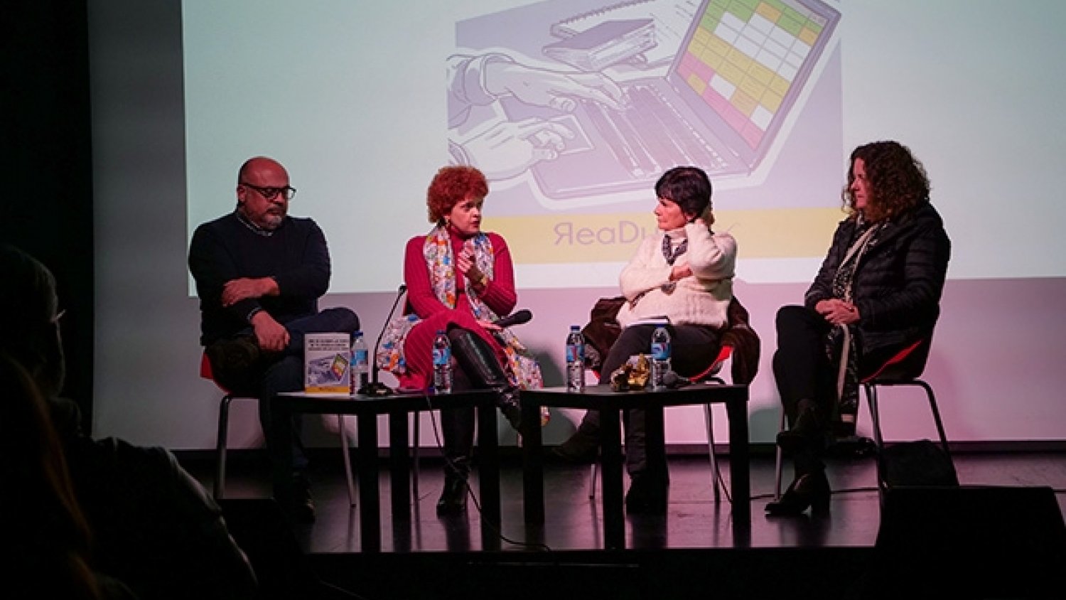 UMA.- El Contenedor Cultural presenta 'Cómo se escriben las series en España. Conversaciones sobre guion con su creadores'