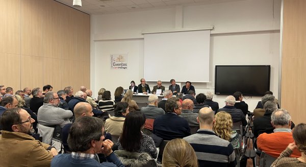 Los médicos de la sanidad privada en Málaga piden mayor retribución y más tiempo para ver a los pacientes