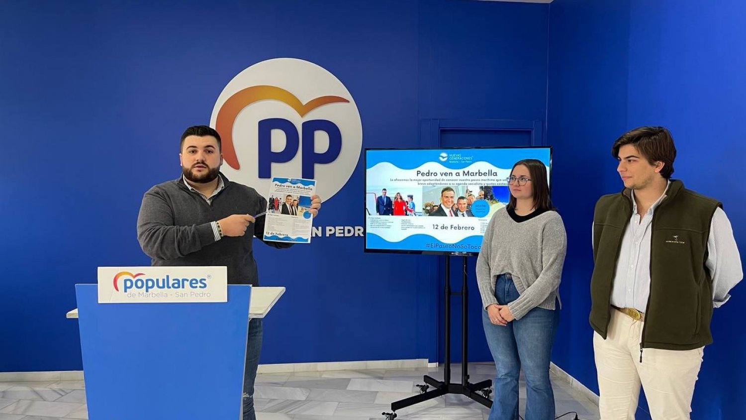 NNGG Marbella ofrece visita guiada del paseo marítimo a Pedro Sánchez para comprobar su estado