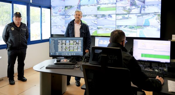 Estepona implanta un sistema de cámaras inteligentes pionero en la provincia para controlar del tráfico