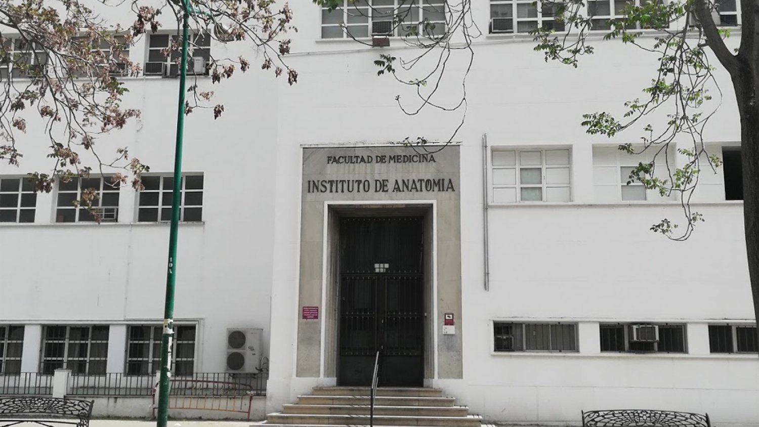 Andalucía pide al Gobierno financiación para aumentar con garantías de calidad las nuevas plazas de Medicina