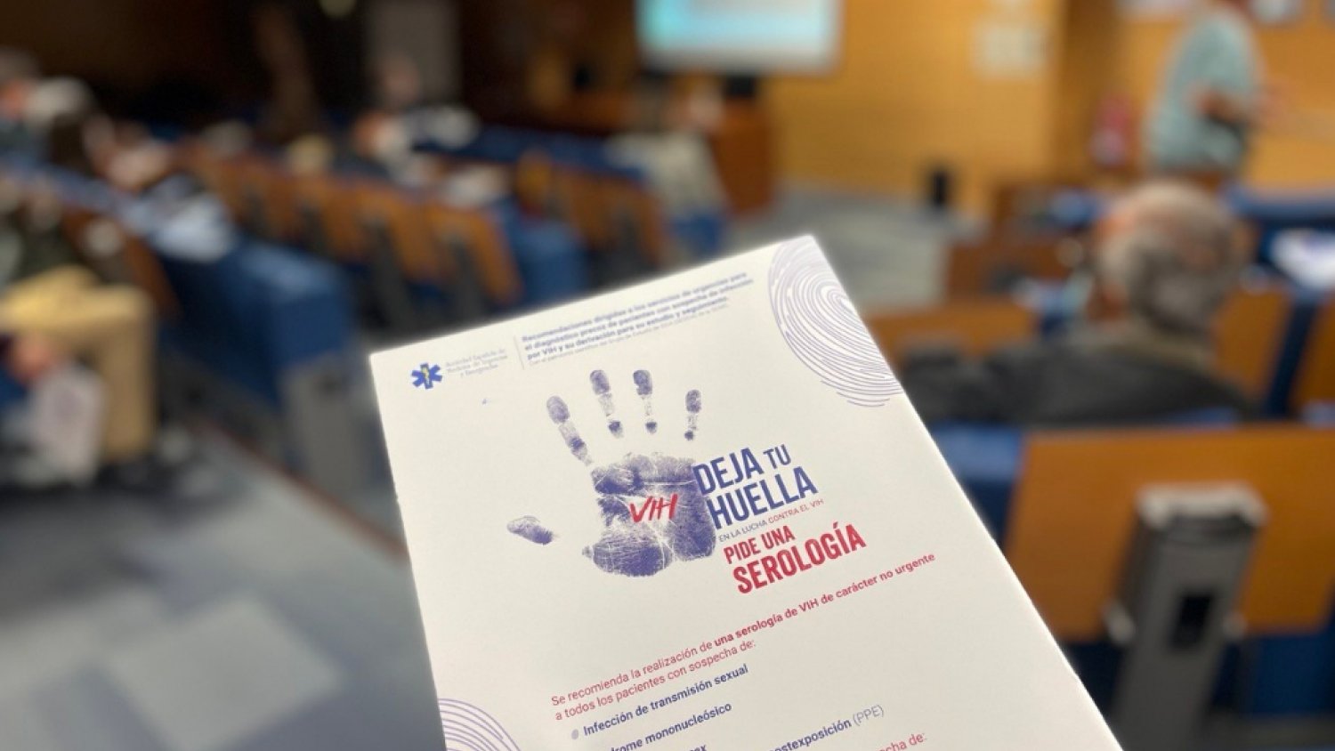 El Hospital Clínico diagnostica de forma precoz casos de VIH desde sus puntos de atención de Urgencias