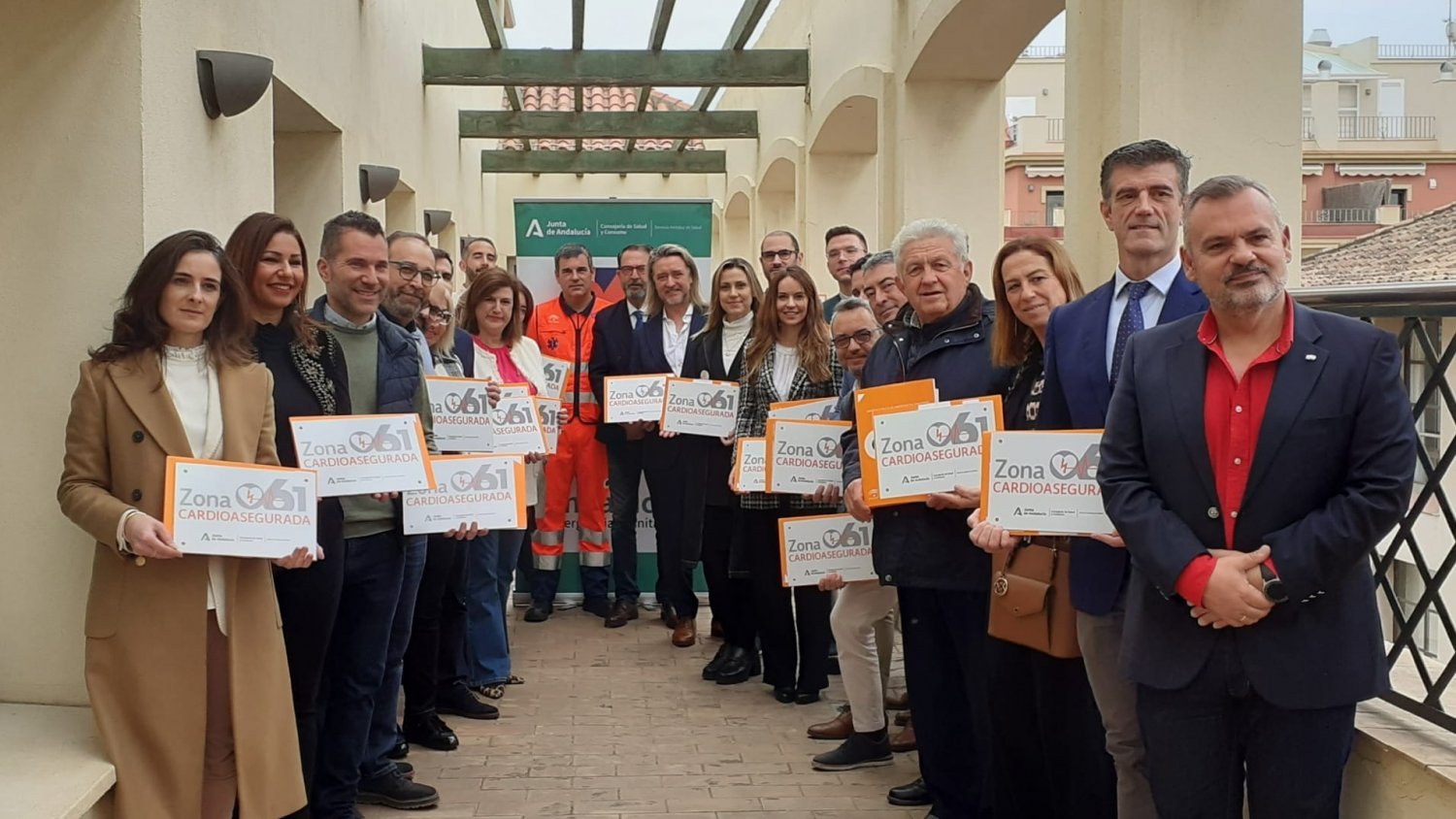 El 061 reconoce 36 nuevas zonas cardioaseguradas de la provincia de Málaga