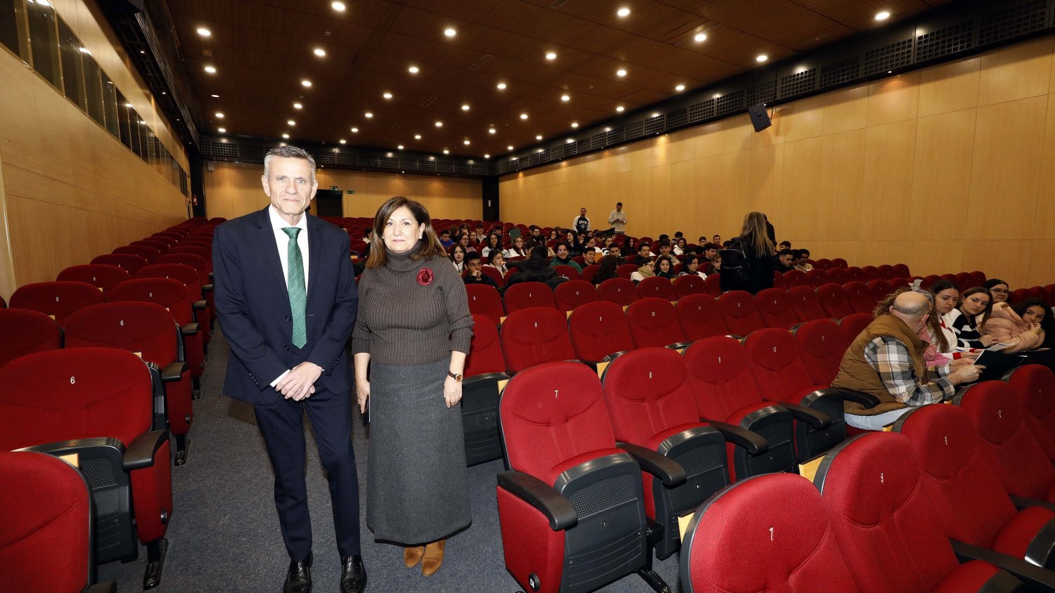 Más de 300 alumnos de Bachillerato participan en una jornada de puertas abiertas de la UNED de Marbella