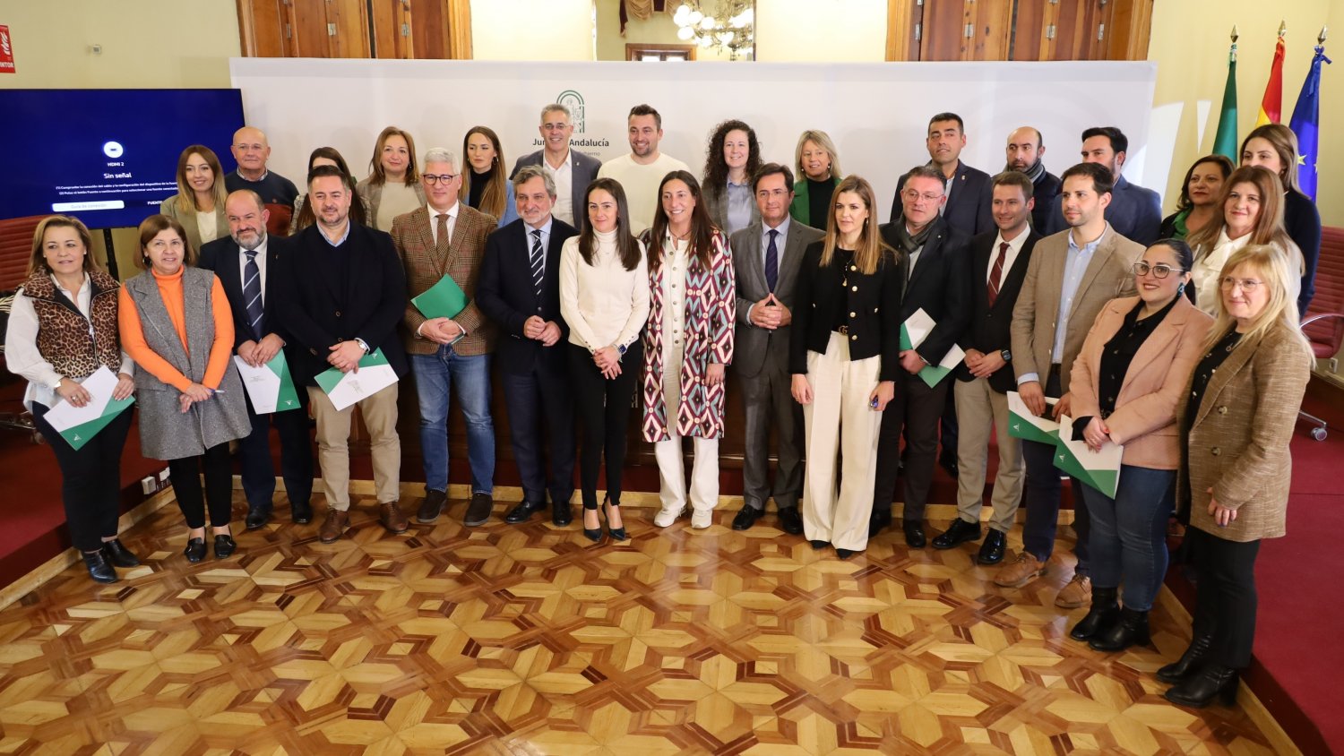 La Junta destina 2,8 millones a 21 ayuntamientos para dar accesibilidad en espacios públicos y la conciliación familiar
