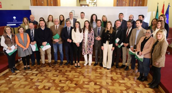 La Junta destina 2,8 millones a 21 ayuntamientos para dar accesibilidad en espacios públicos y la conciliación familiar