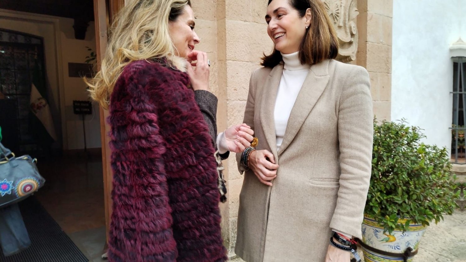El Ayuntamiento de Ronda recibe a la coordinadora provincial del IAM en visita institucional