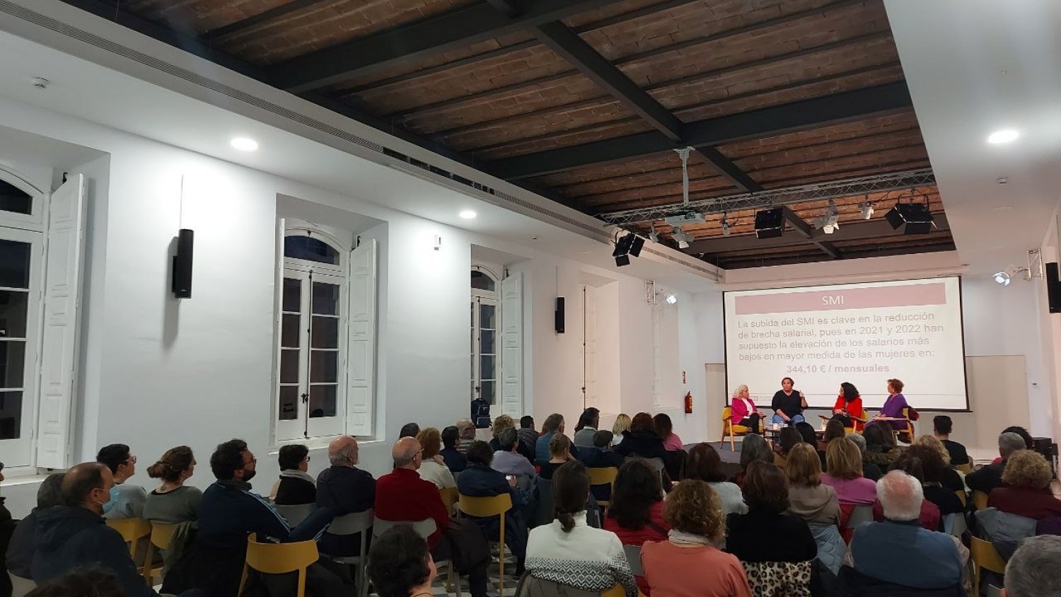 IU se compromete a “convertir las nuevas conquistas del feminismo en políticas públicas locales”
