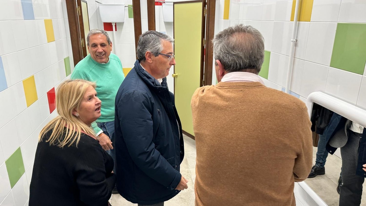 Rincón de la Victoria realiza una renovación integral de los aseos de Infantil del CEIP Tierno Galván