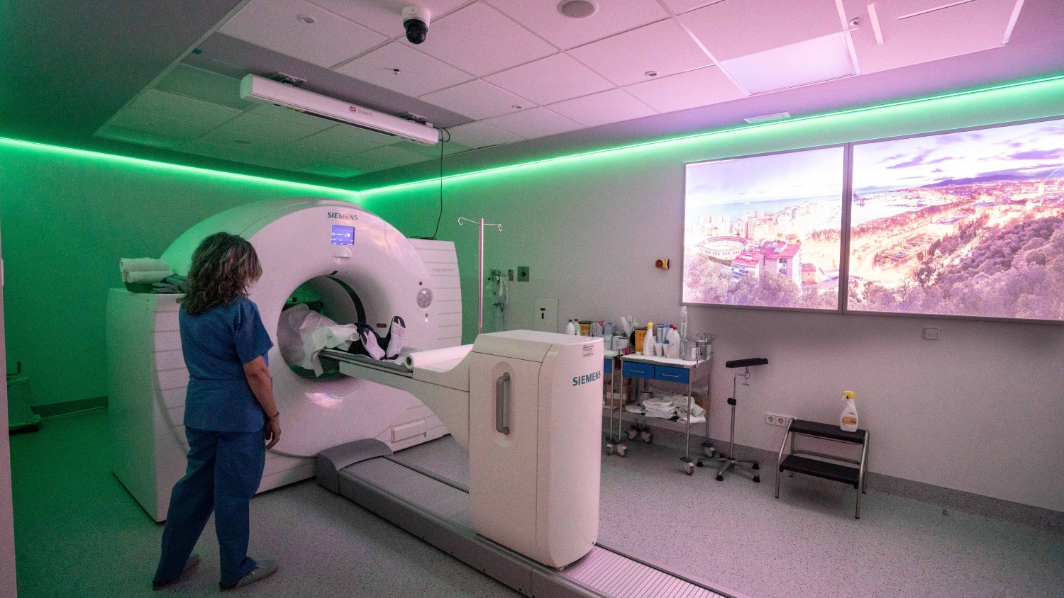 El servicio de Medicina Nuclear del Hospital Regional de Málaga realiza 15.000 estudios cada año