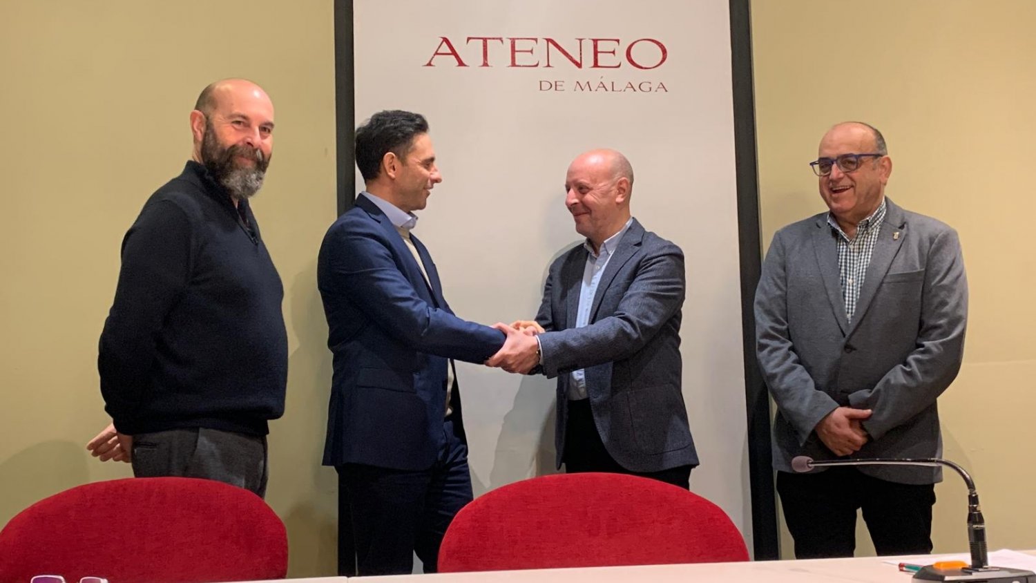 Ayuntamiento de Ojén y Ateneo de Málaga renuevan por octavo año el convenio de colaboración