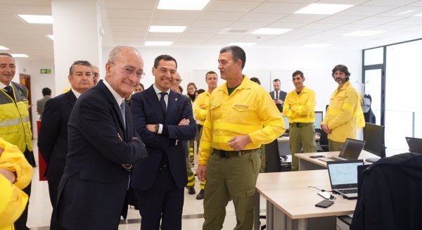 Moreno afirma que el nuevo Centro de Emergencias 112 en Málaga acerca el servicio a los ciudadanos