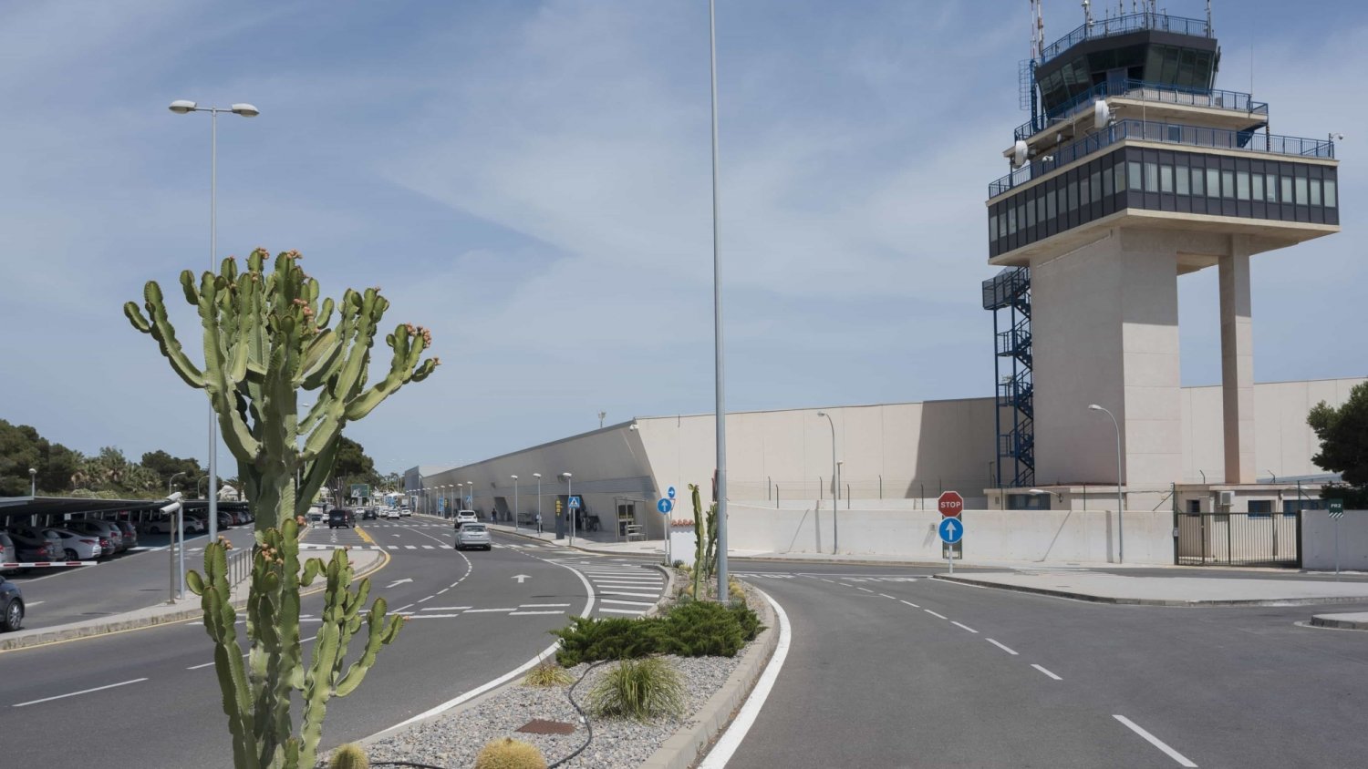 La Junta busca captar nuevos vuelos para los aeropuertos andaluces en el foro Connect Route