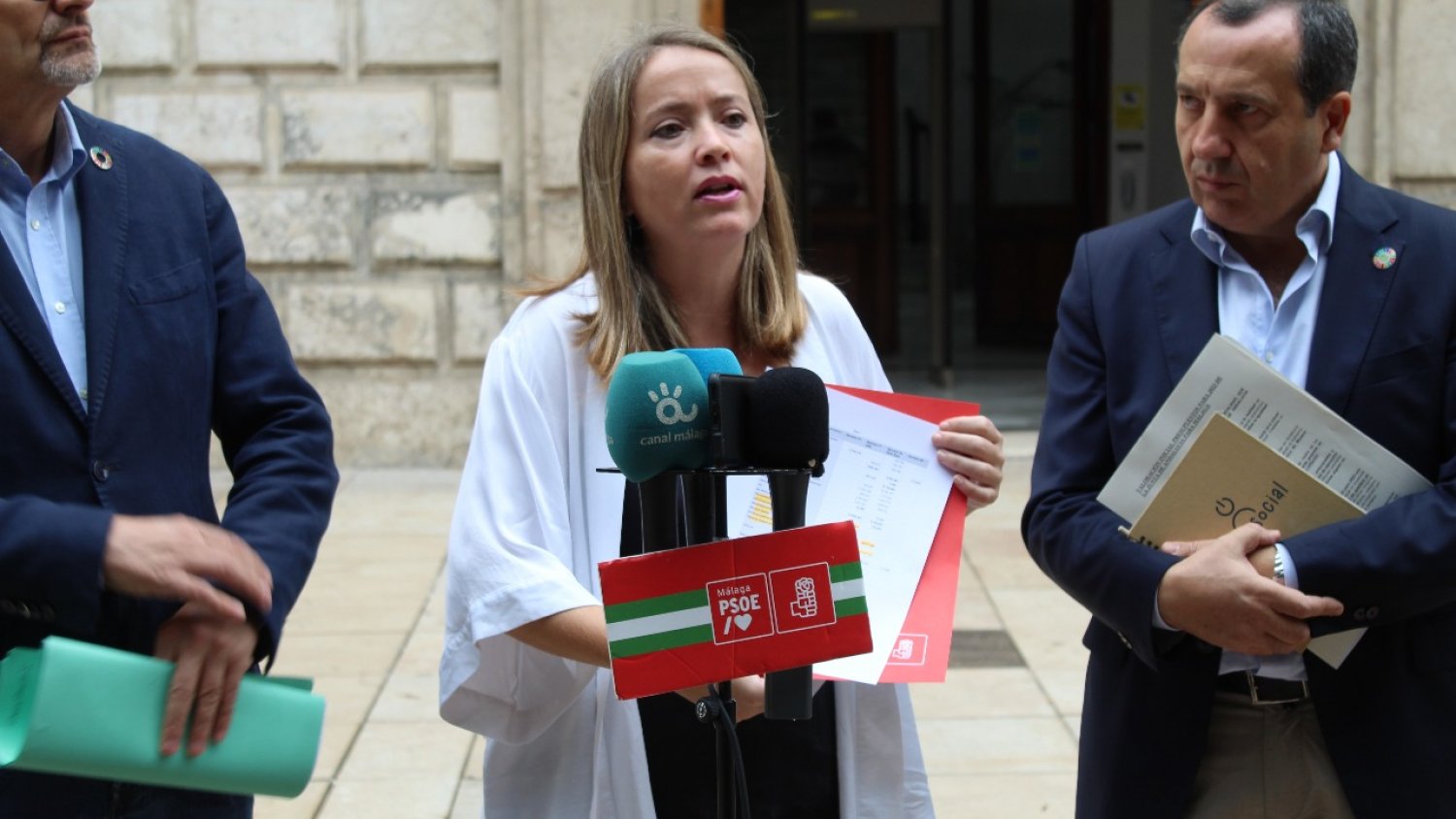El PSOE llevará al Parlamento la situación de los vecinos del Perchel