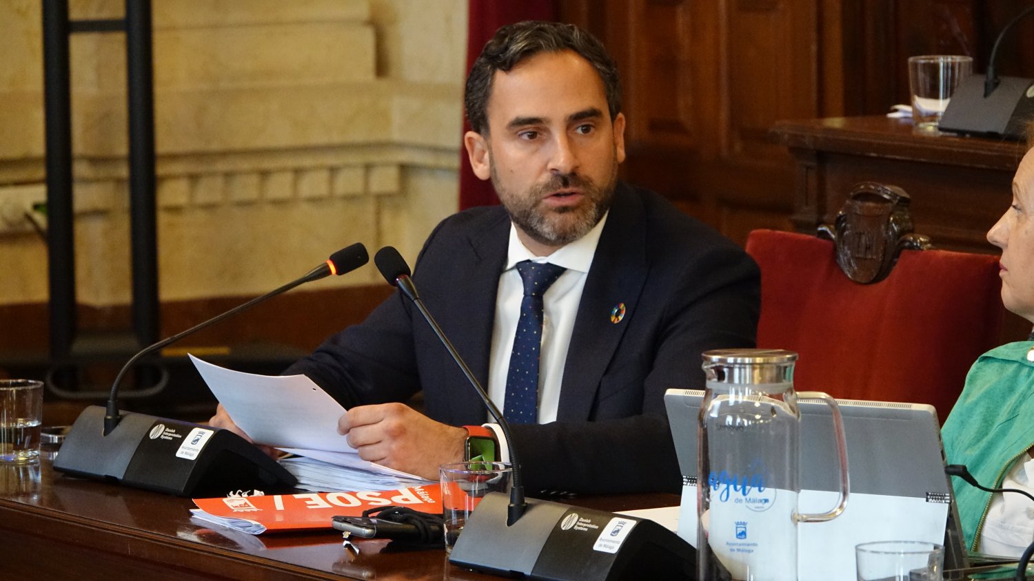Pérez: 'Ponemos solución a los problemas que hay de vivienda o las familias y jóvenes naufragarán'