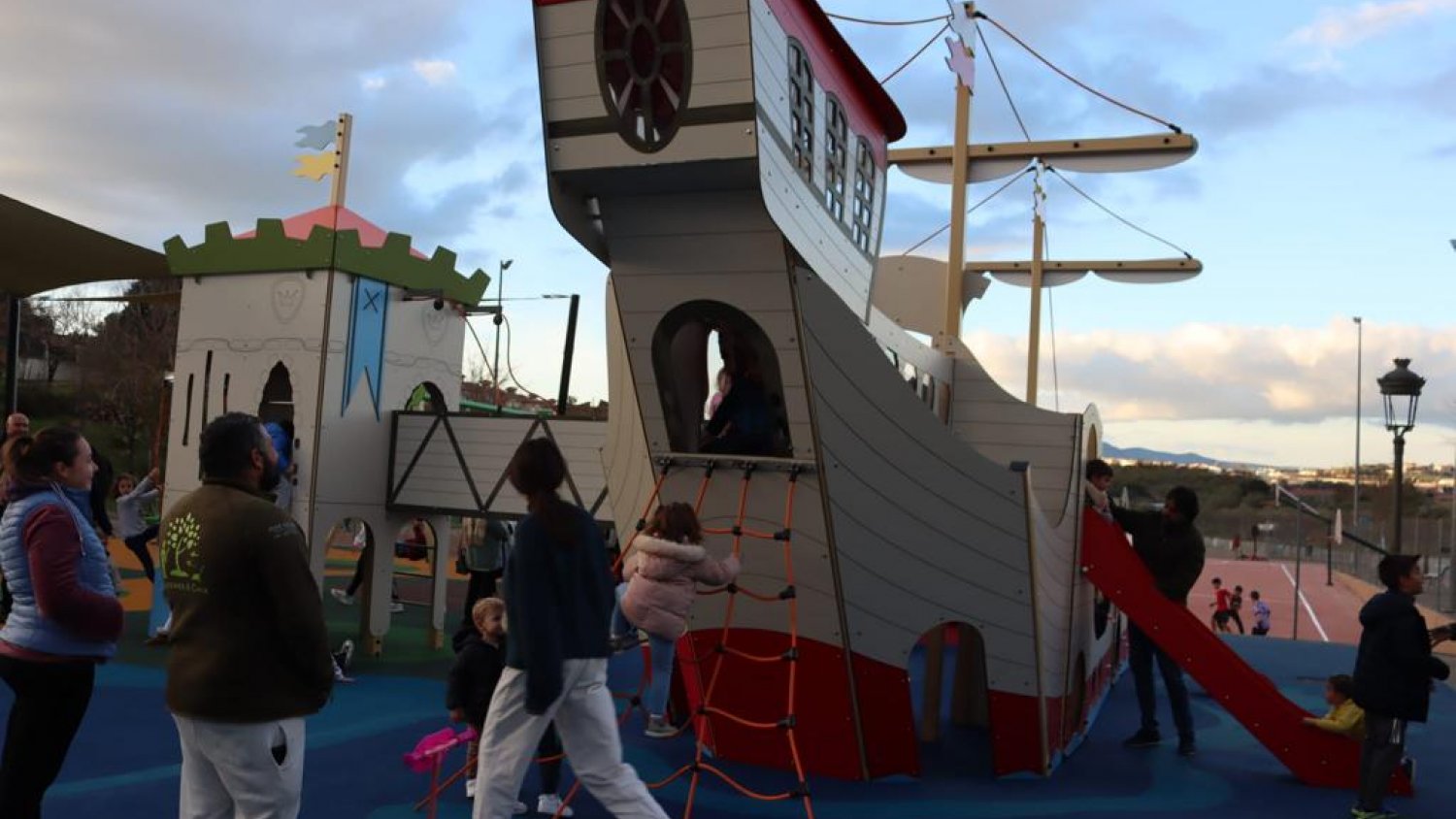 Ronda amplía hasta los 608.000 euros la inversión prevista para parques infantiles