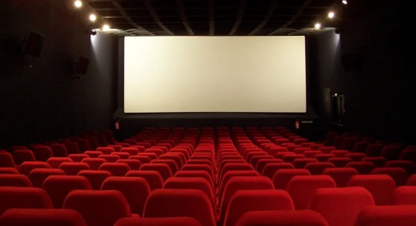 Un total de 11 salas de cine de Málaga reciben 304.876 euros en ayudas del Gobierno