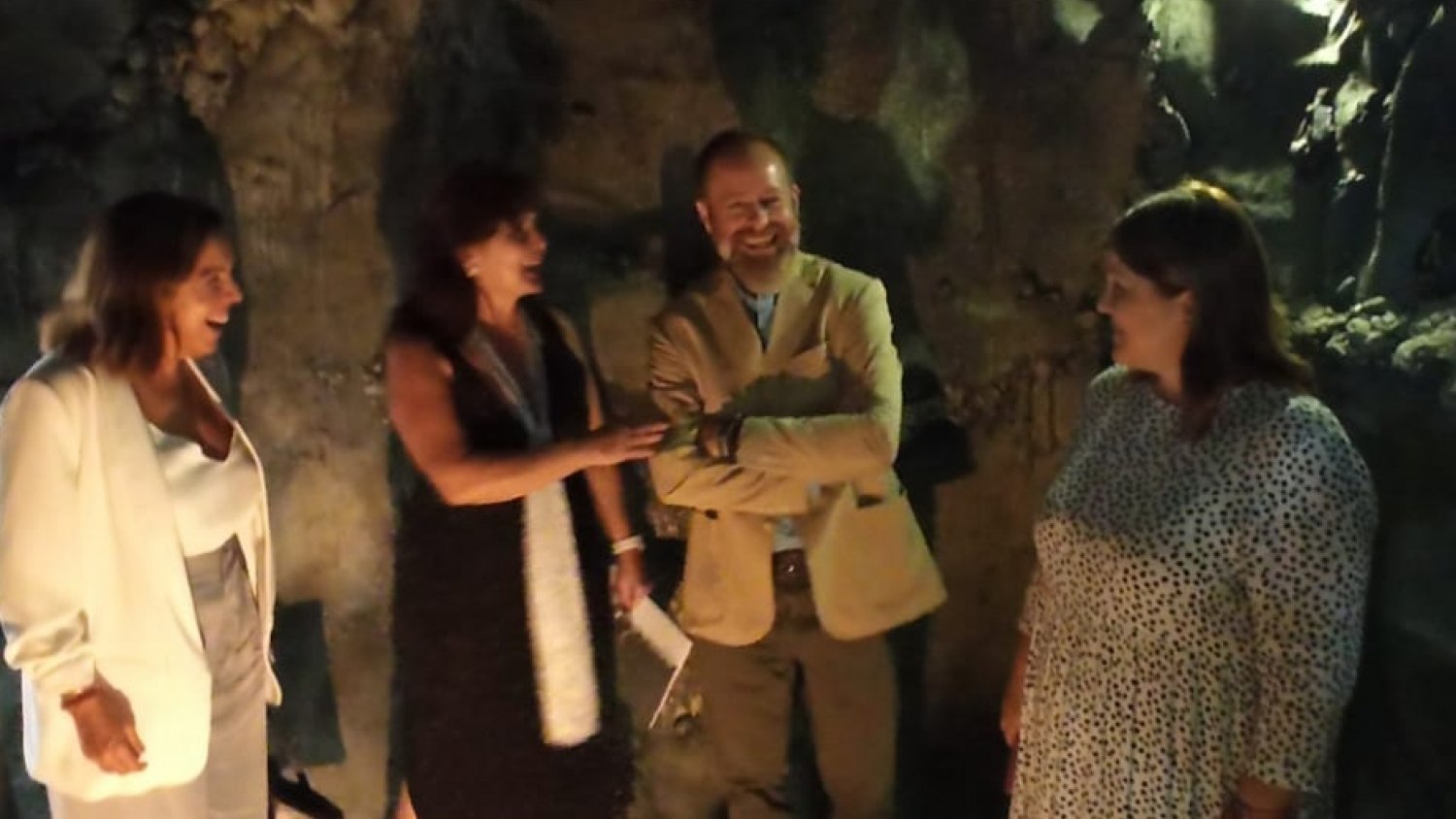 La asociación Almijara instala un centro de interpretación de la Cueva de Belda