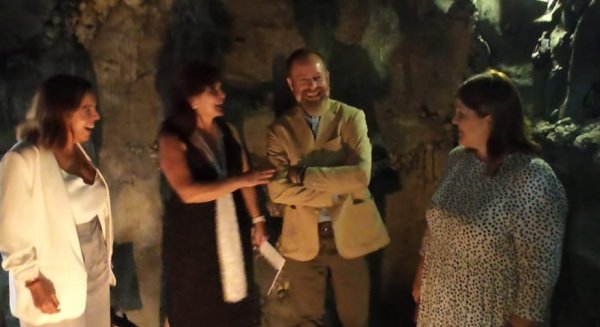 La asociación Almijara instala un centro de interpretación de la Cueva de Belda