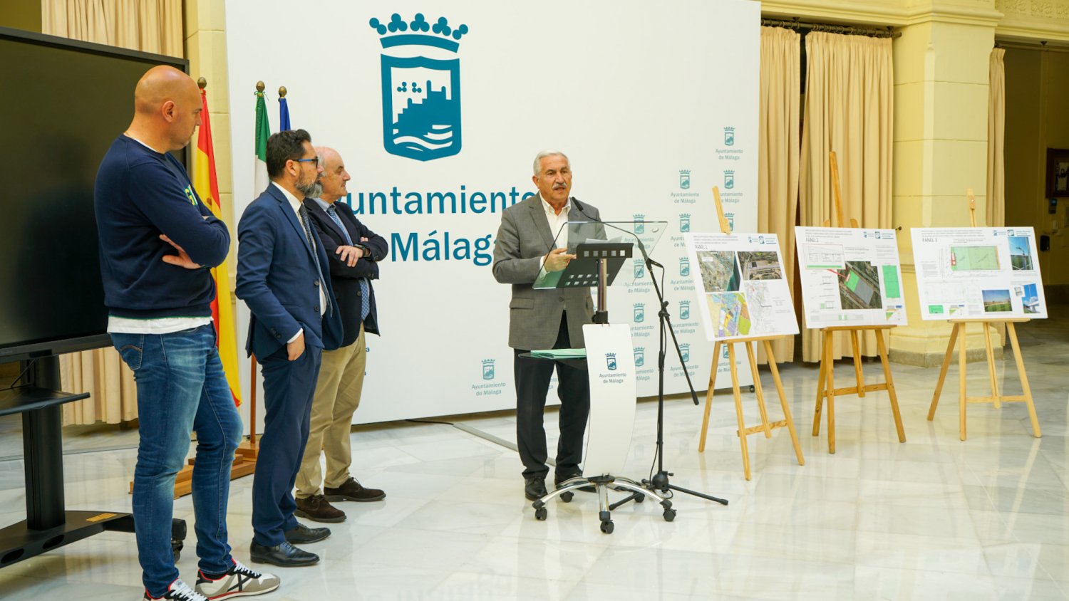 El Ayuntamiento saca a licitación la segunda fase de las obras del campo de fútbol en San Julián