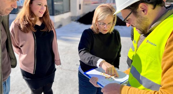 El Ayuntamiento de Fuengirola remodela la pista del Parque del Rosario