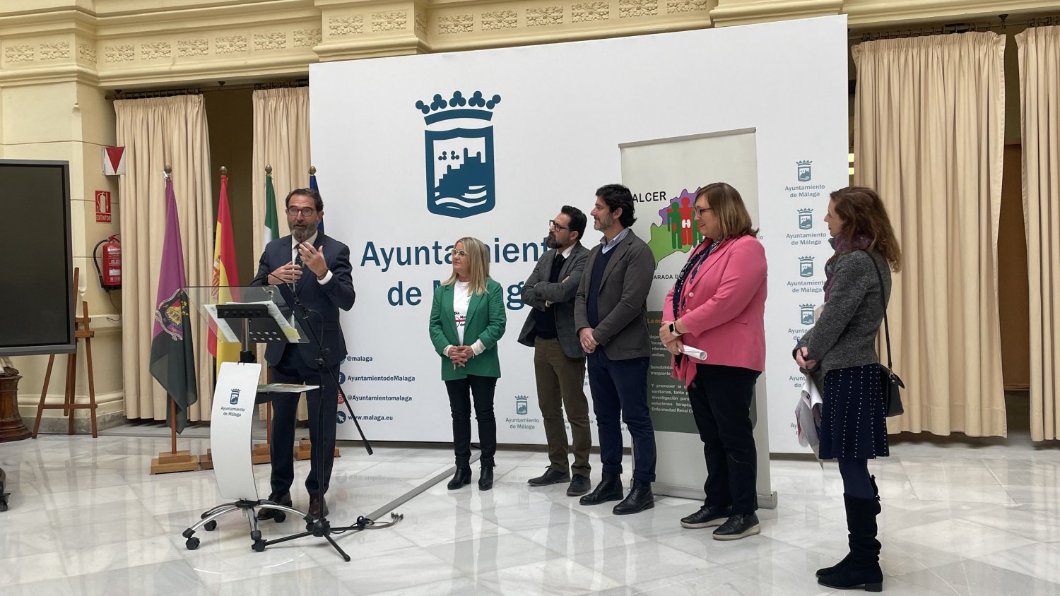 Sanitarios y pacientes reclaman medidas de prevención para frenar el crecimiento de la enfermedad renal