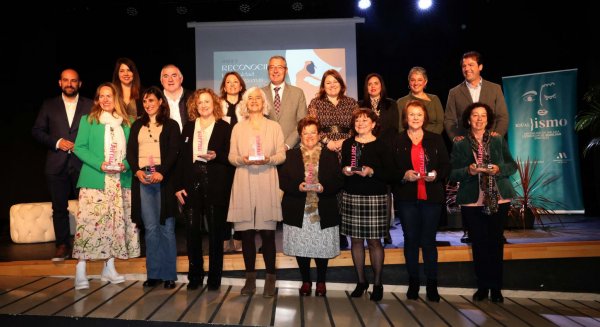 La gala Reconocidas premia a nueve mujeres y entidades por su labor en igualdad de género