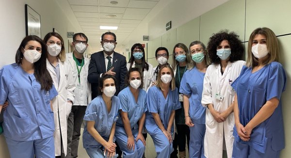 El Hospital Clínico triplica su capacidad para la atención a pacientes con insuficiencia renal crónica