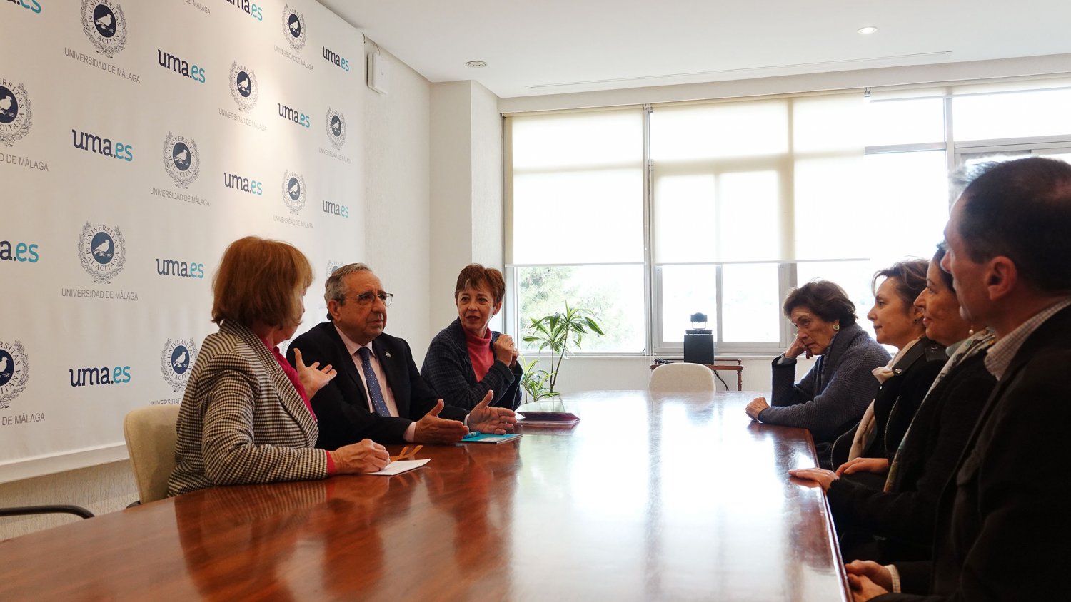 UMA.- La Universidad y la Asociación de Mujeres Universitarias de Marbella firman un convenio