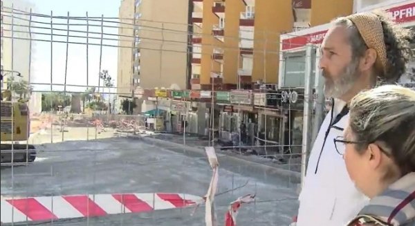 El candidato de Por Mi Pueblo Alberto P. Criado denuncia el estado de las obras en la Plaza Olé 