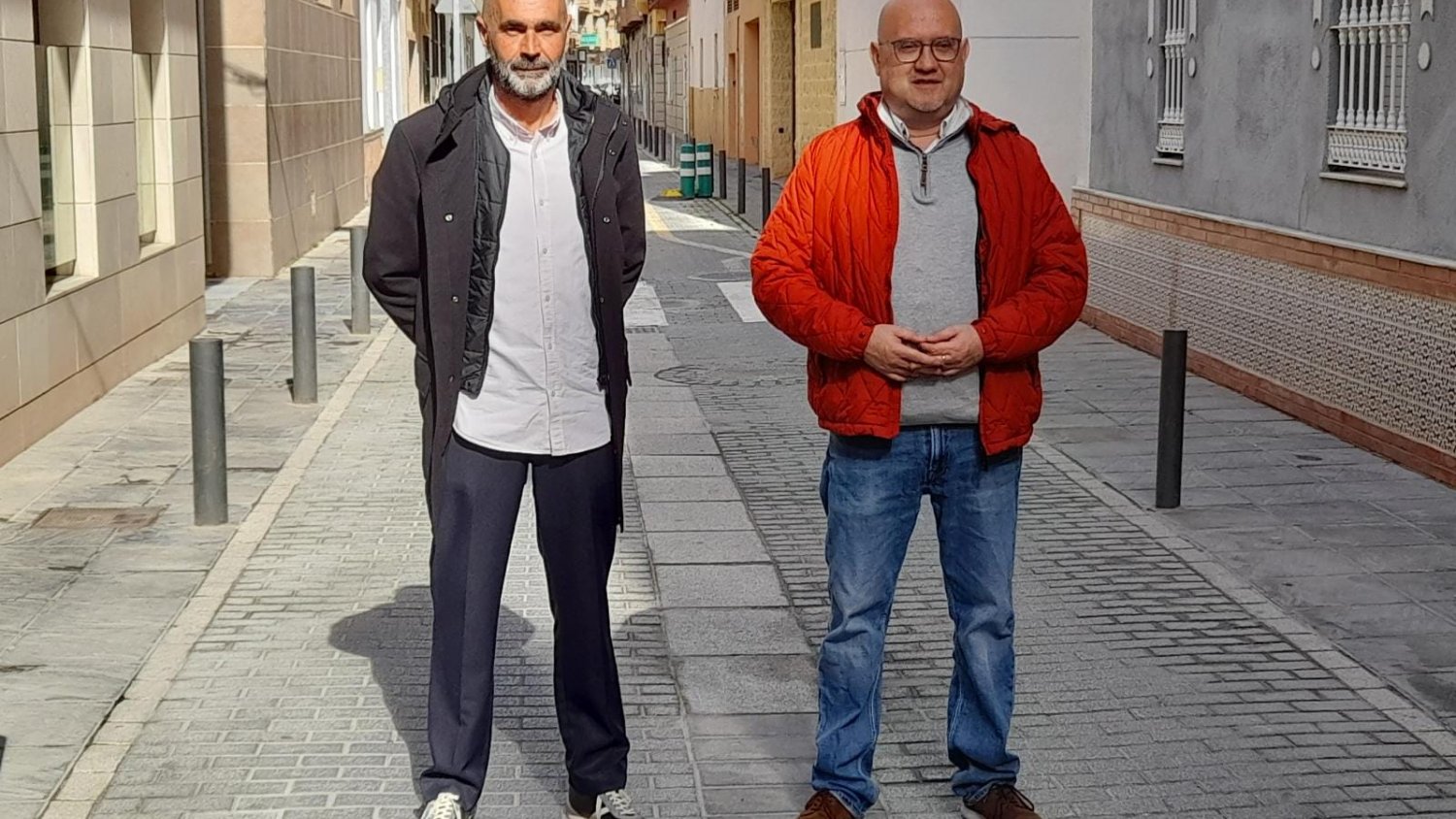 Torre del Mar renueva el firme de la céntrica calle San José