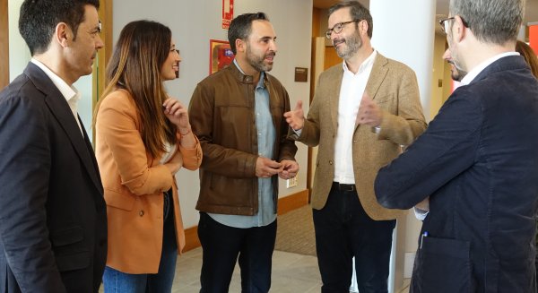 Pérez aboga por seguir el ejemplo de Palma prohibiendo las viviendas turísticas en los pisos
