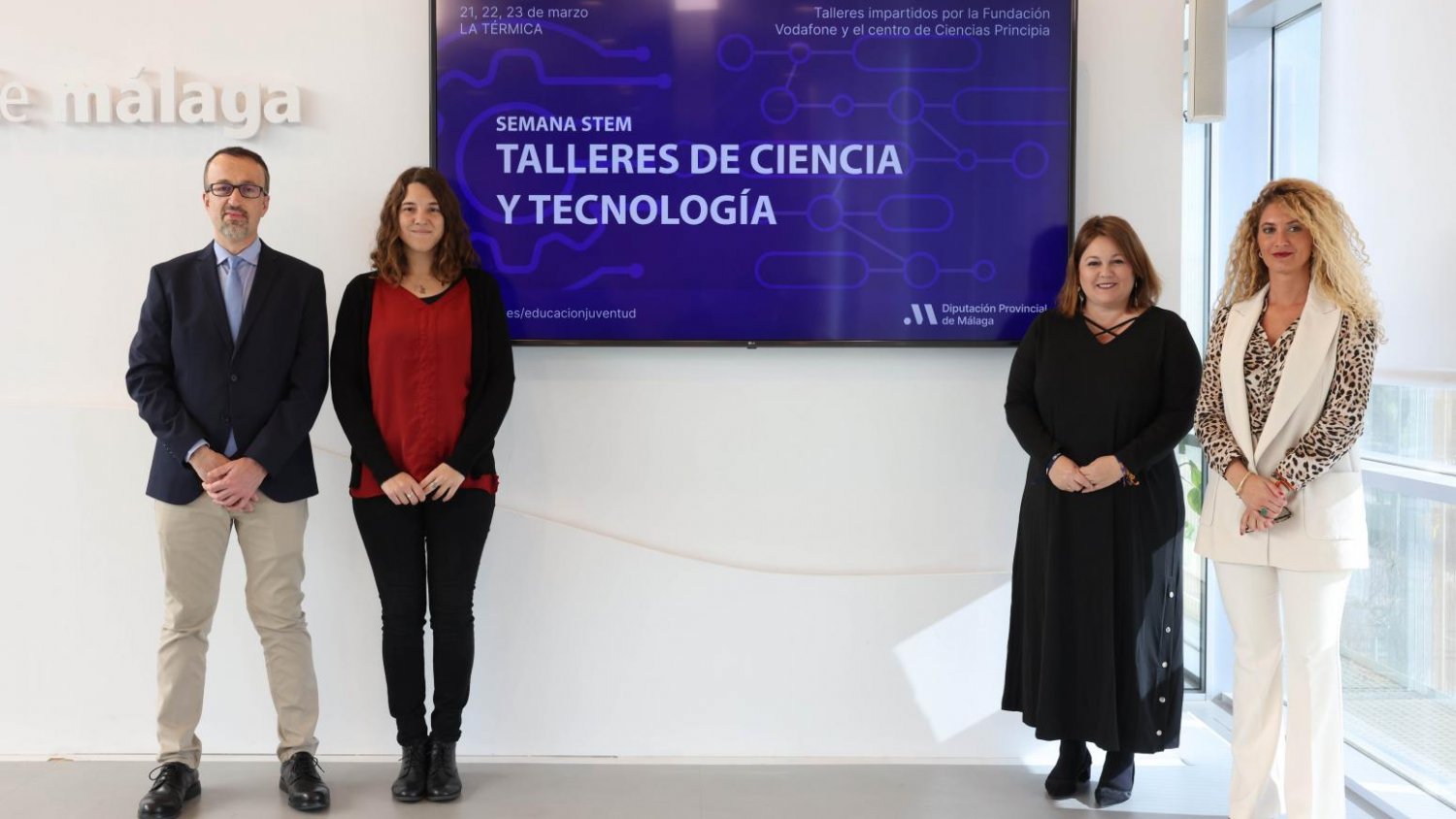 Diputación y la Fundación Vodafone ponen en marcha talleres de ciencia y tecnología
