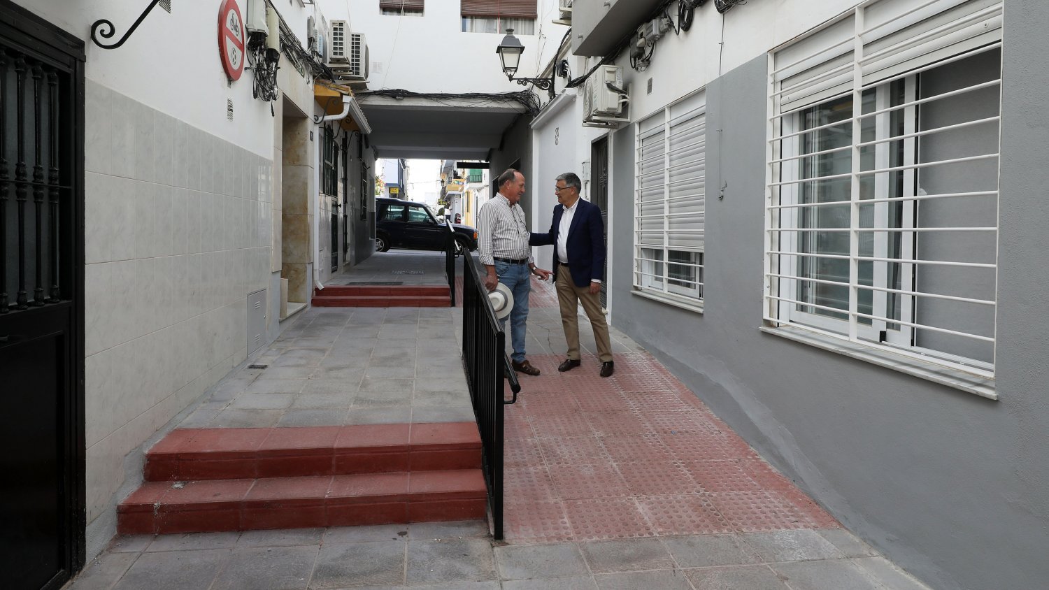 El Ayuntamiento ejecuta la remodelación integral en el Pasaje Peña de San Pedro Alcántara 