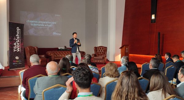Andalucía Lab celebra una jornada para impulsar la comercialización de actividades turísticas 