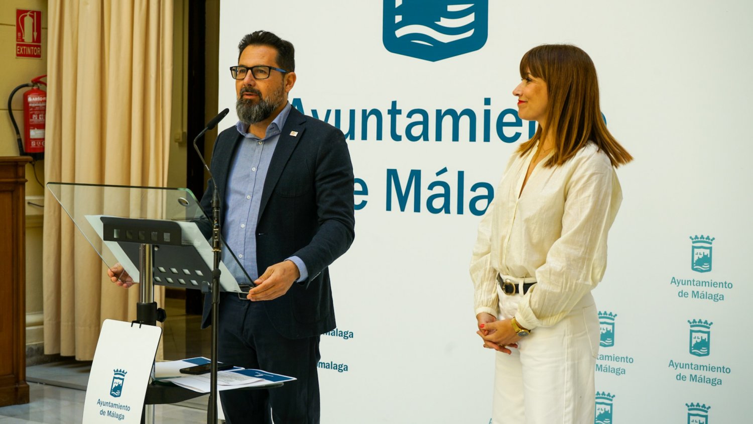 El Ayuntamiento y la Junta impulsan un programa para familias en situación de fracaso escolar