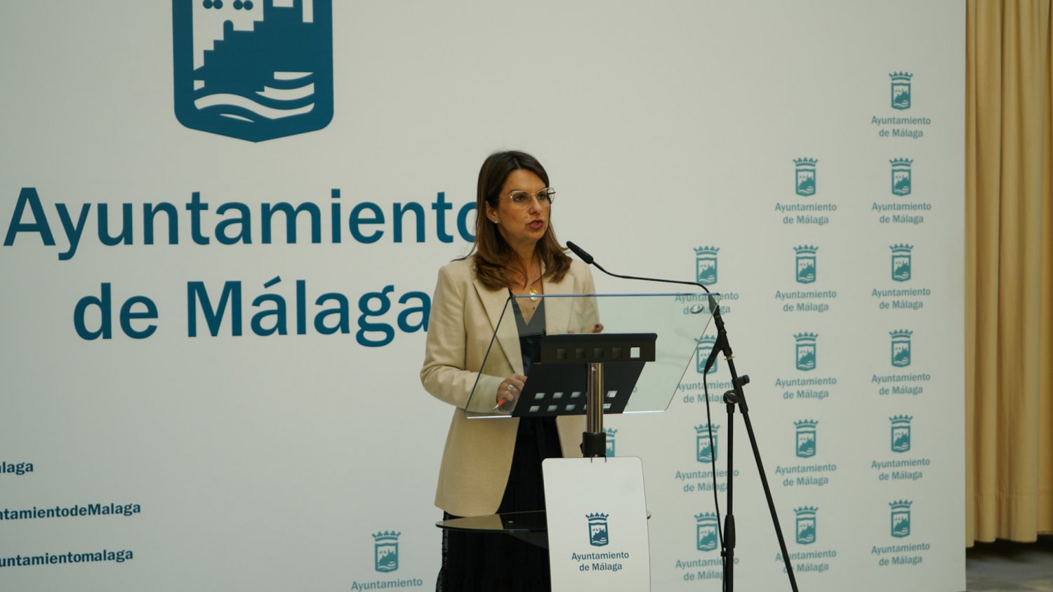 Aprobada la modificación para que las personas con discapacidad puedan beneficiarse de la tarjeta oro de la EMT