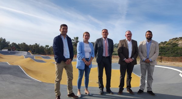 La Mancomunidad construye un parque con “pump track” en Casares
