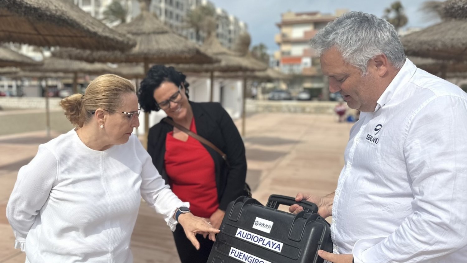 Fuengirola incrementará la accesibilidad en las playas con un sistema acústico para invidentes
